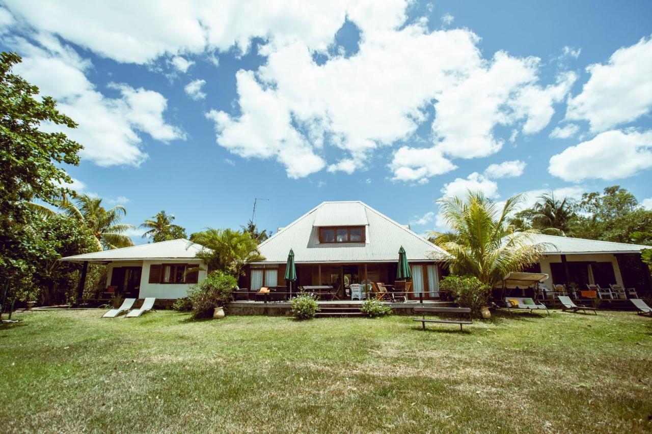 The River House Bed and Breakfast Tamarin Esterno foto