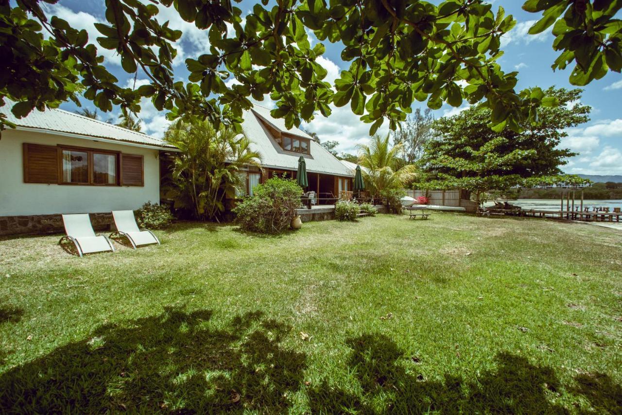 The River House Bed and Breakfast Tamarin Esterno foto