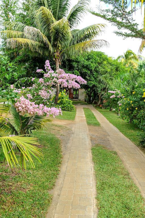 The River House Bed and Breakfast Tamarin Esterno foto